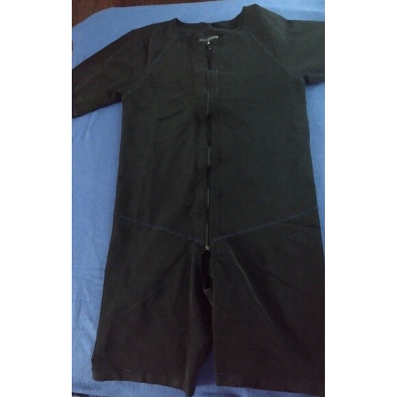 Veronique Design Compression Bodysuit w Sleeve 1pc - Picture 1 of 9